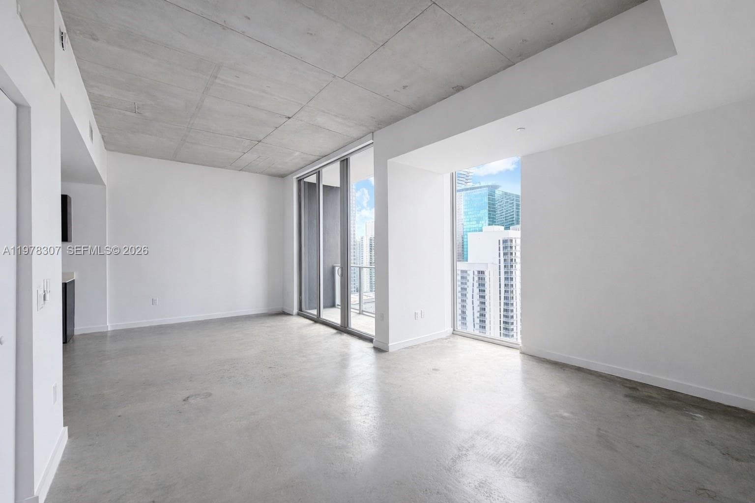 Centro · #3007 in Miami - Photo 4