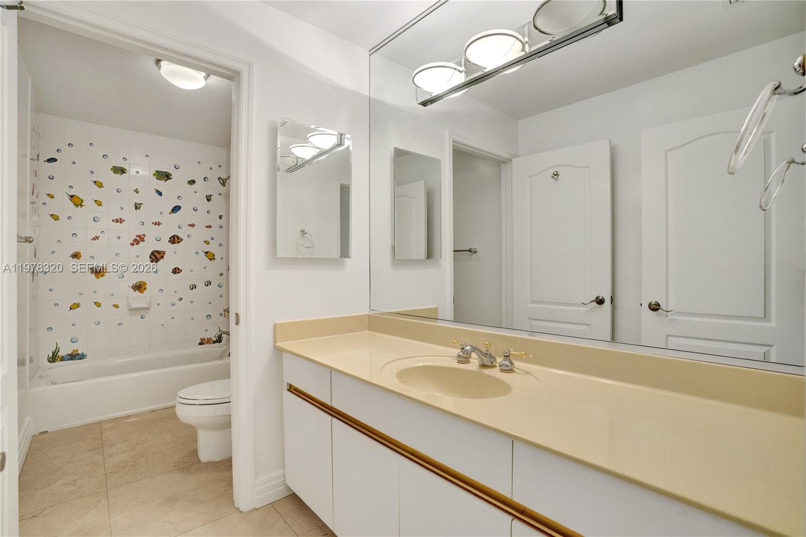 1415 Sunset Harbour Dr #202 photo 26