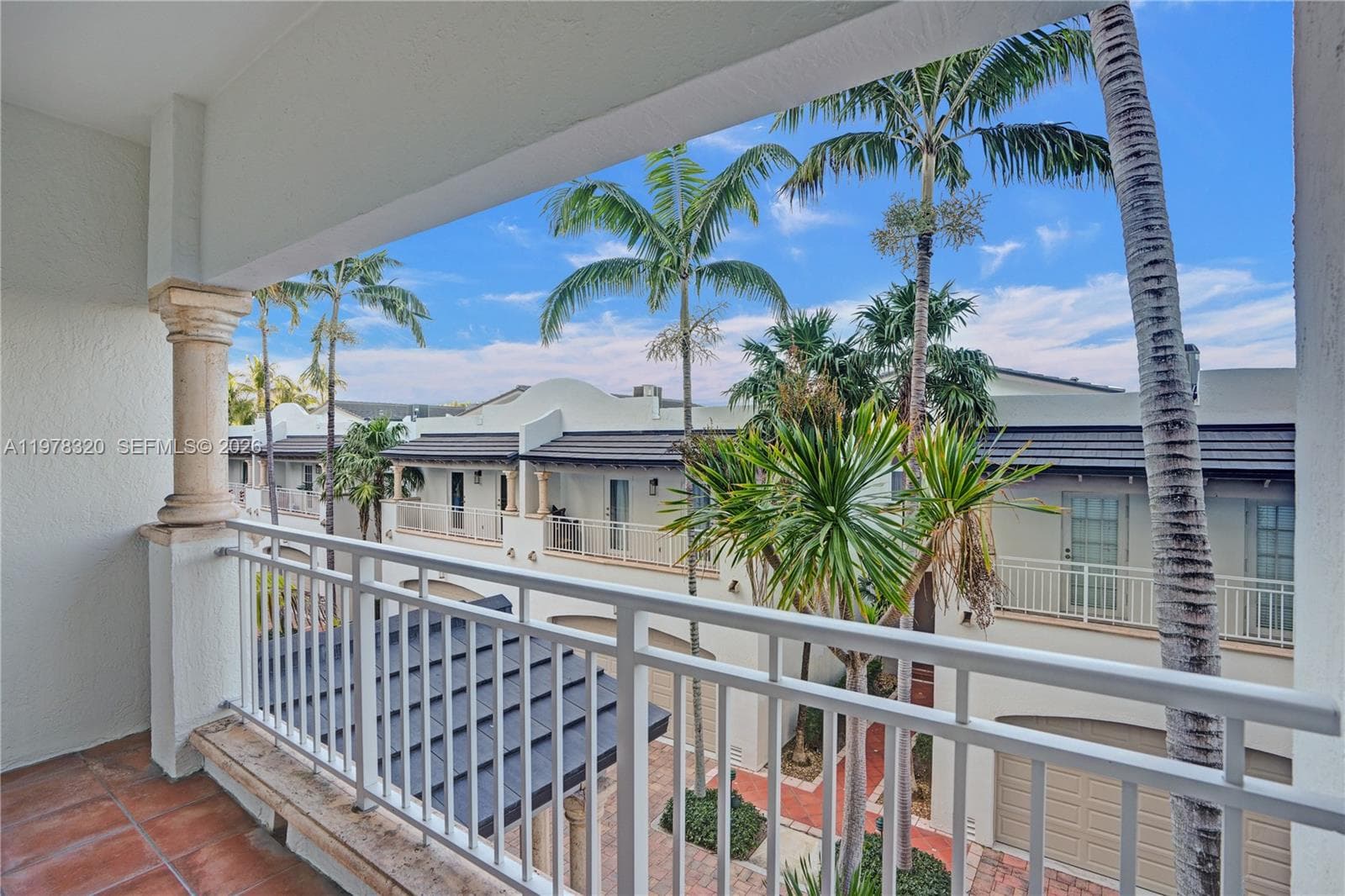 1415 Sunset Harbour Dr #202 photo 24
