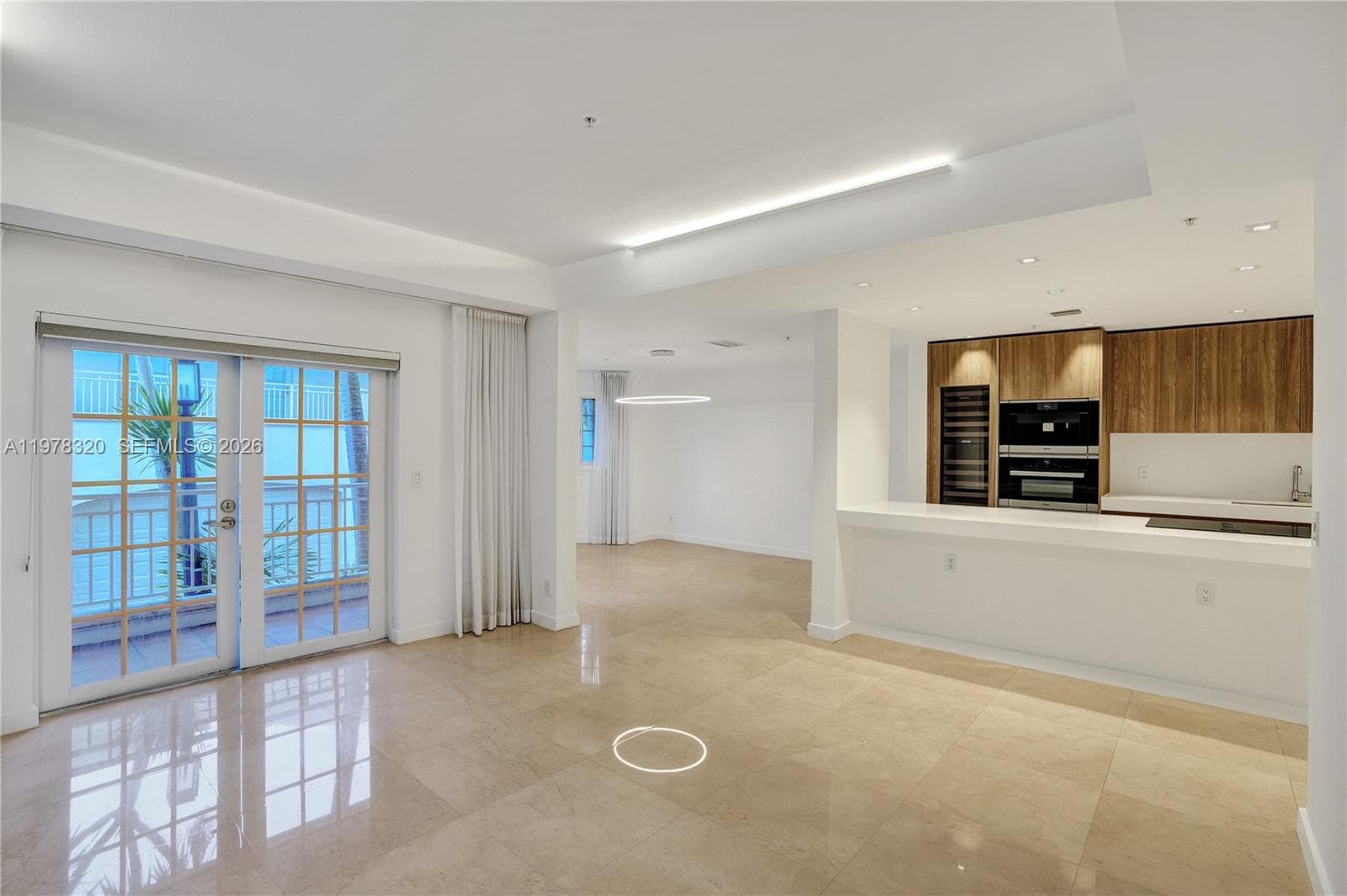 1415 Sunset Harbour Dr #202 photo 8