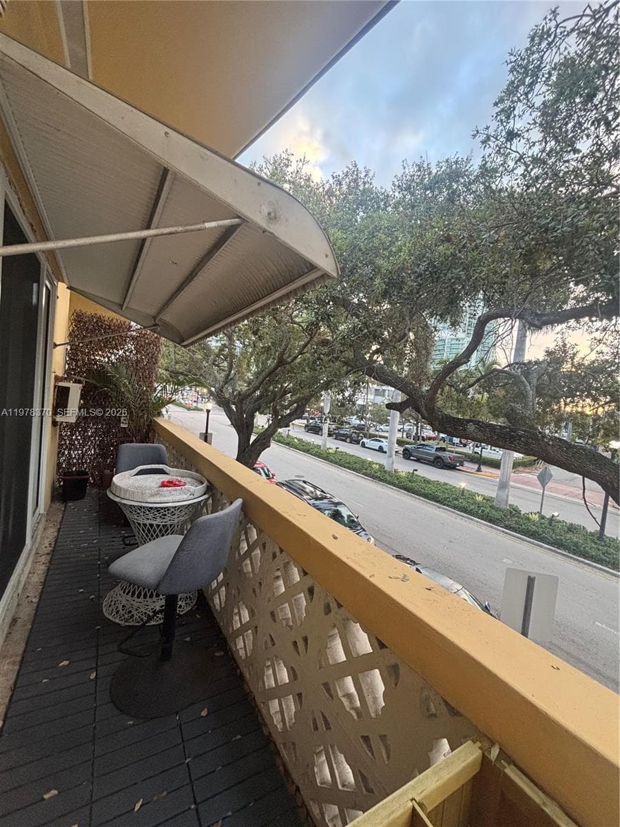 GOLDEN DREAMS CONDO · #12A in Miami Beach - Photo 6