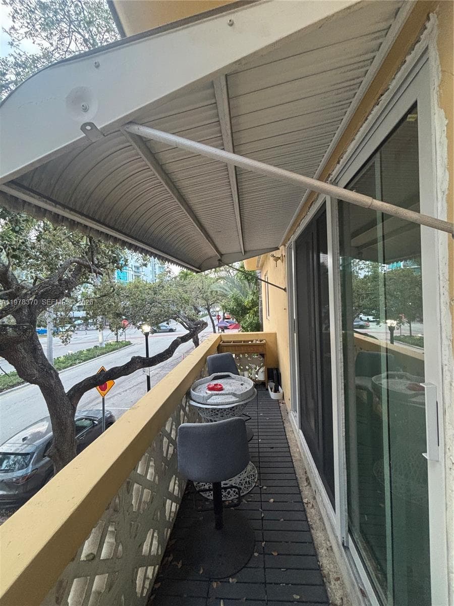 GOLDEN DREAMS CONDO · #12A in Miami Beach - Photo 7