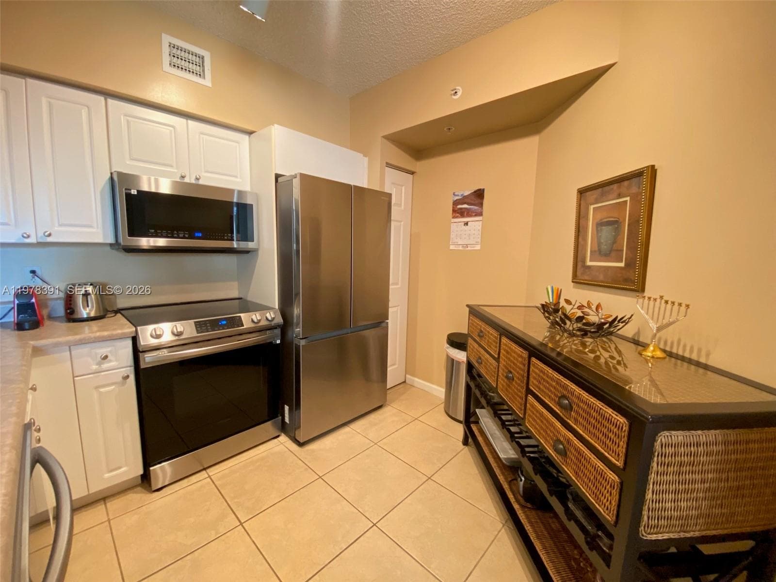 Porto Bellagio · #2406 in Sunny Isles Beach - Photo 9