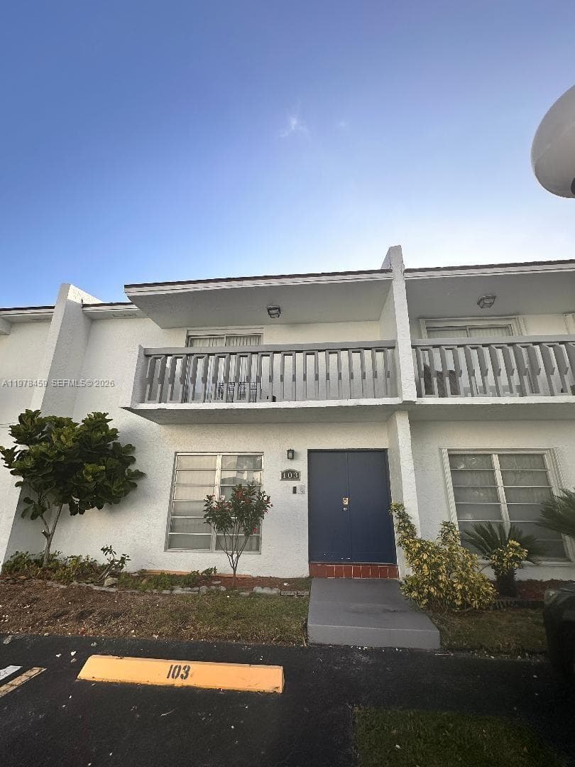 9400 SW 170th St #103 photo 3