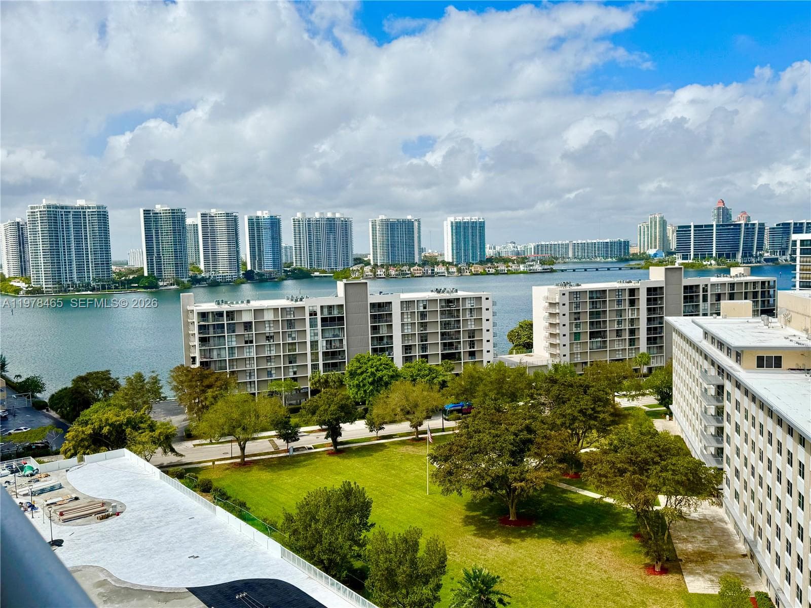 Winston Towers · #1501 in Sunny Isles Beach - Photo 2