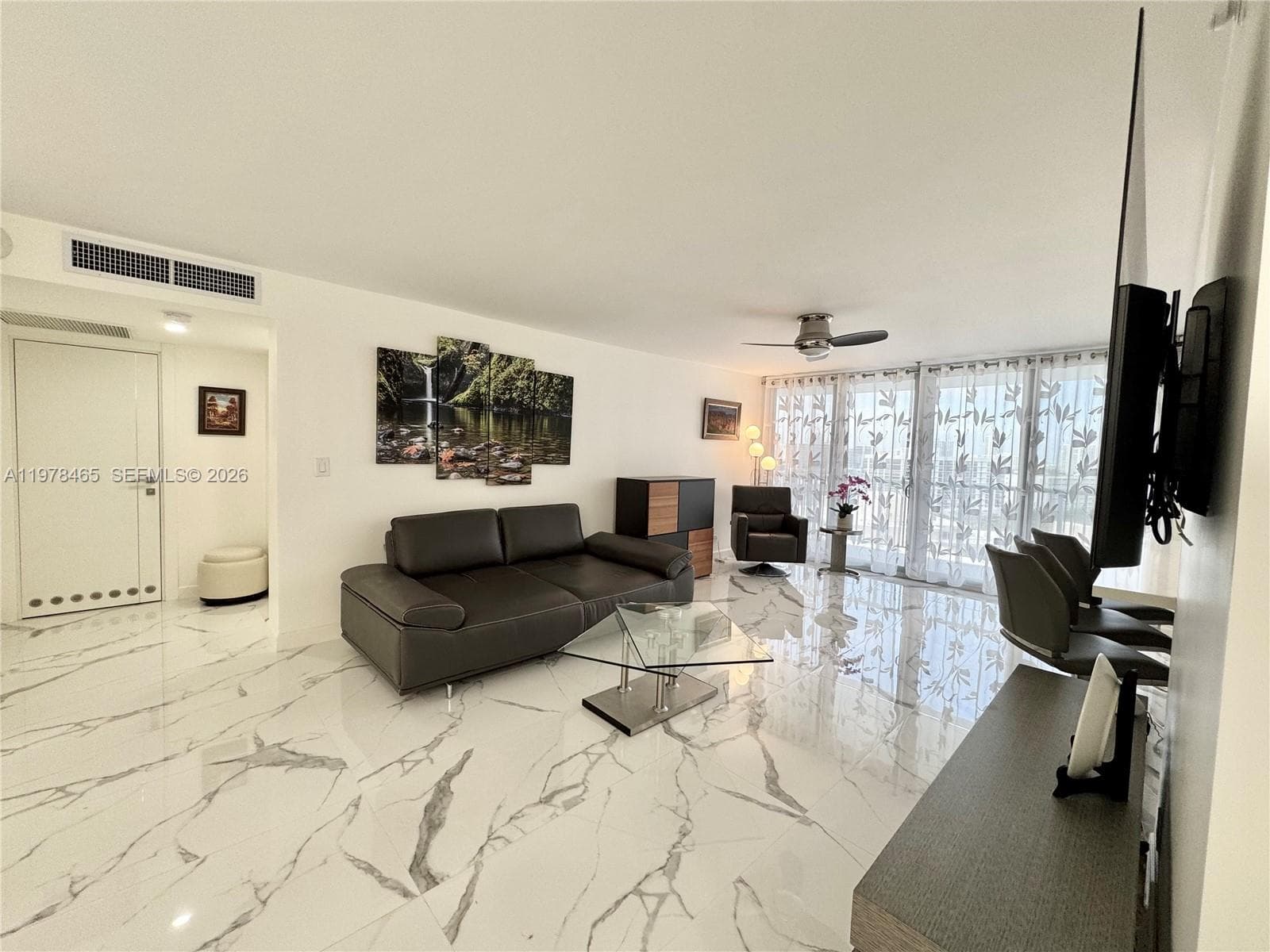 Winston Towers · #1501 in Sunny Isles Beach - Photo 9