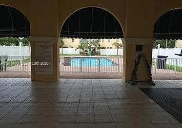 Club House / Pool