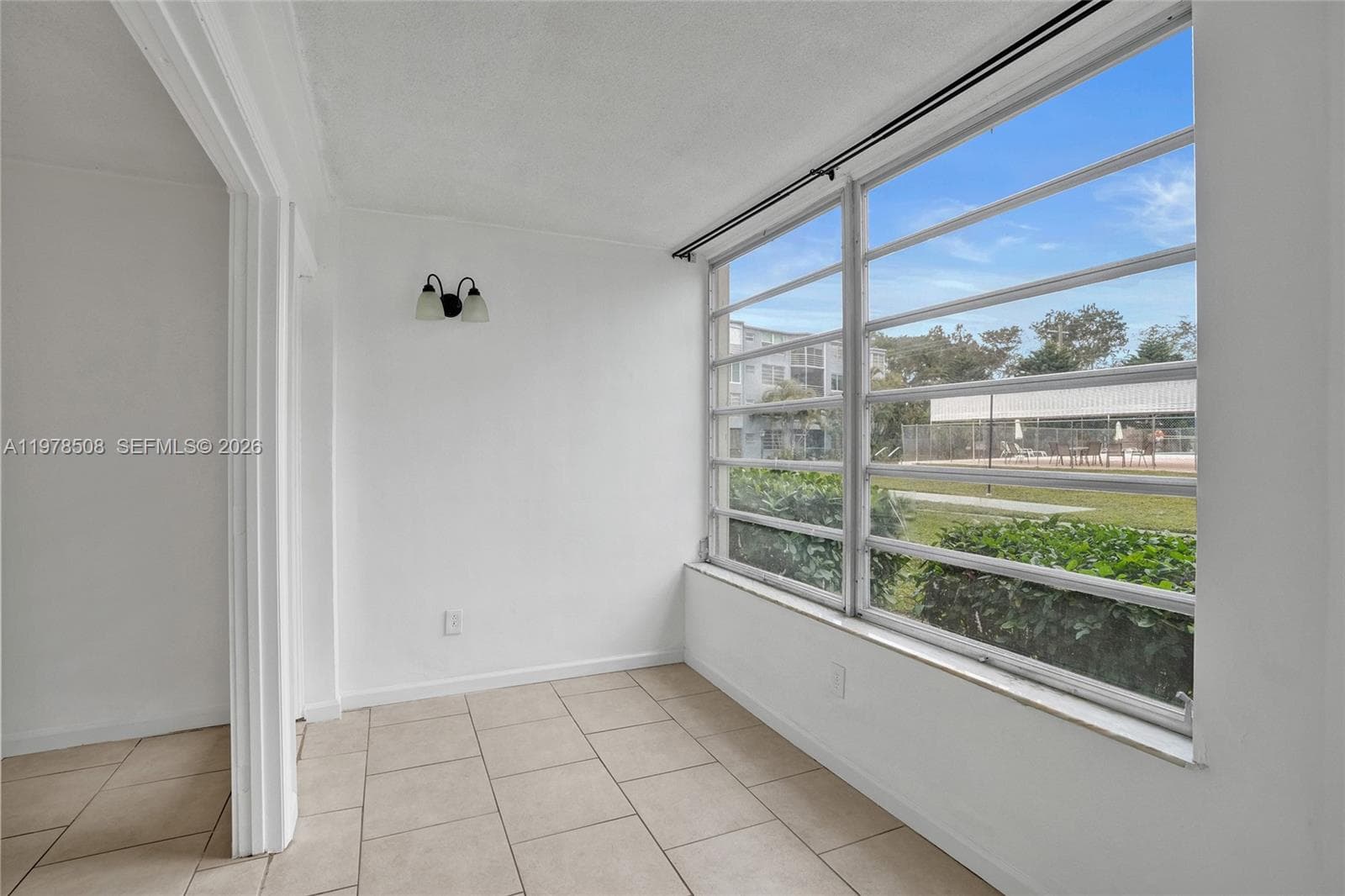 ROLLING GREEN CONDO B · #B112 in Miami - Photo 14