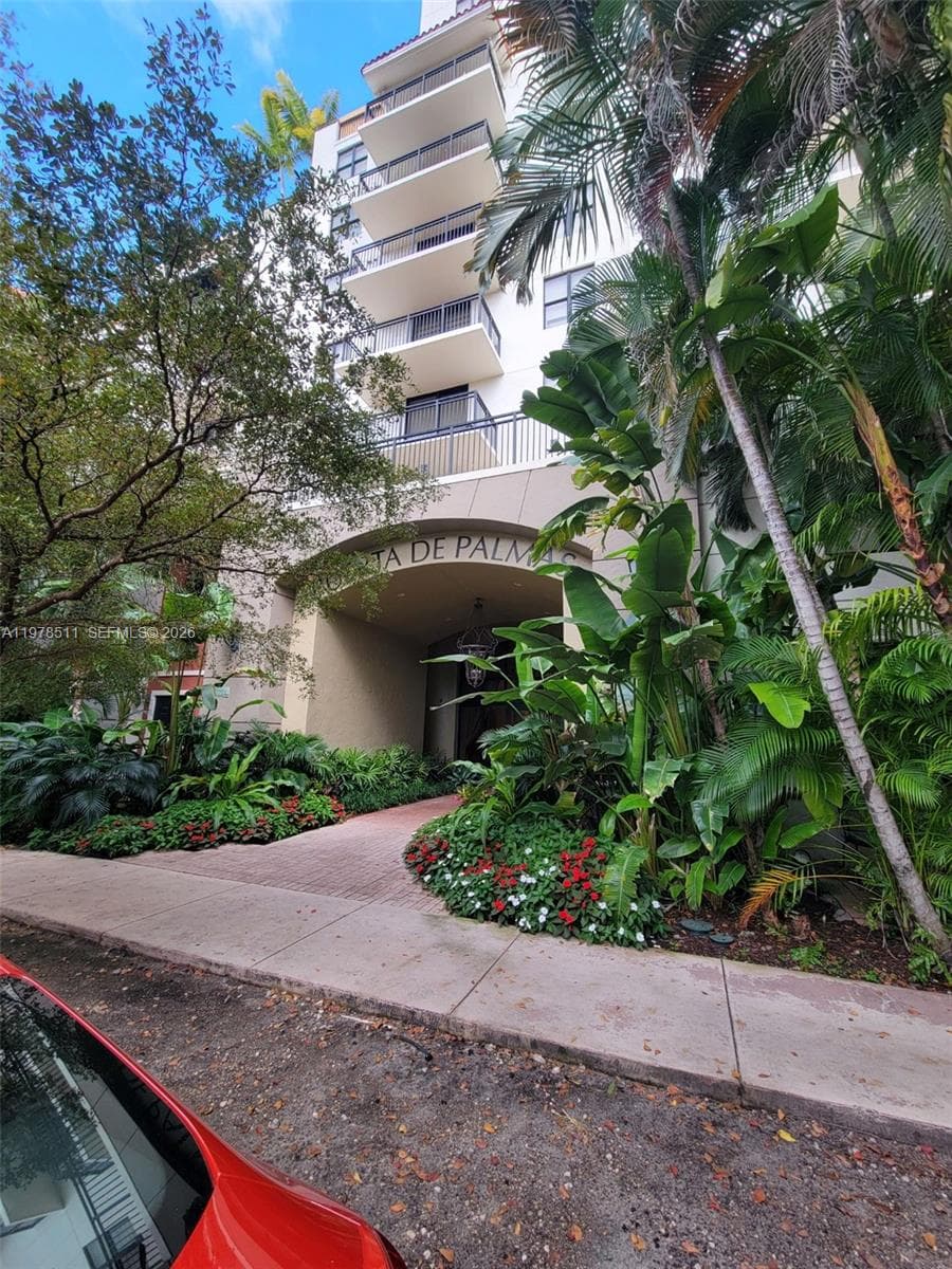 Puerta de Palmas COndo · #1110 in Coral Gables - Photo 2