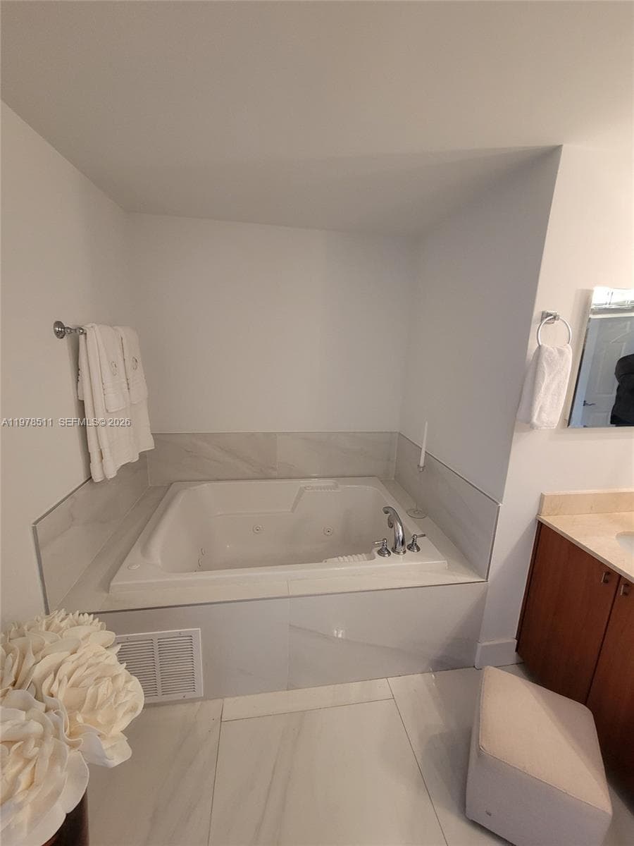 Puerta de Palmas COndo · #1110 in Coral Gables - Photo 17