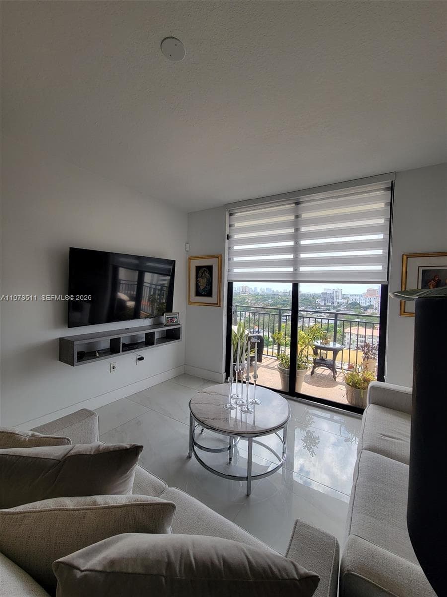 Puerta de Palmas COndo · #1110 in Coral Gables - Photo 8