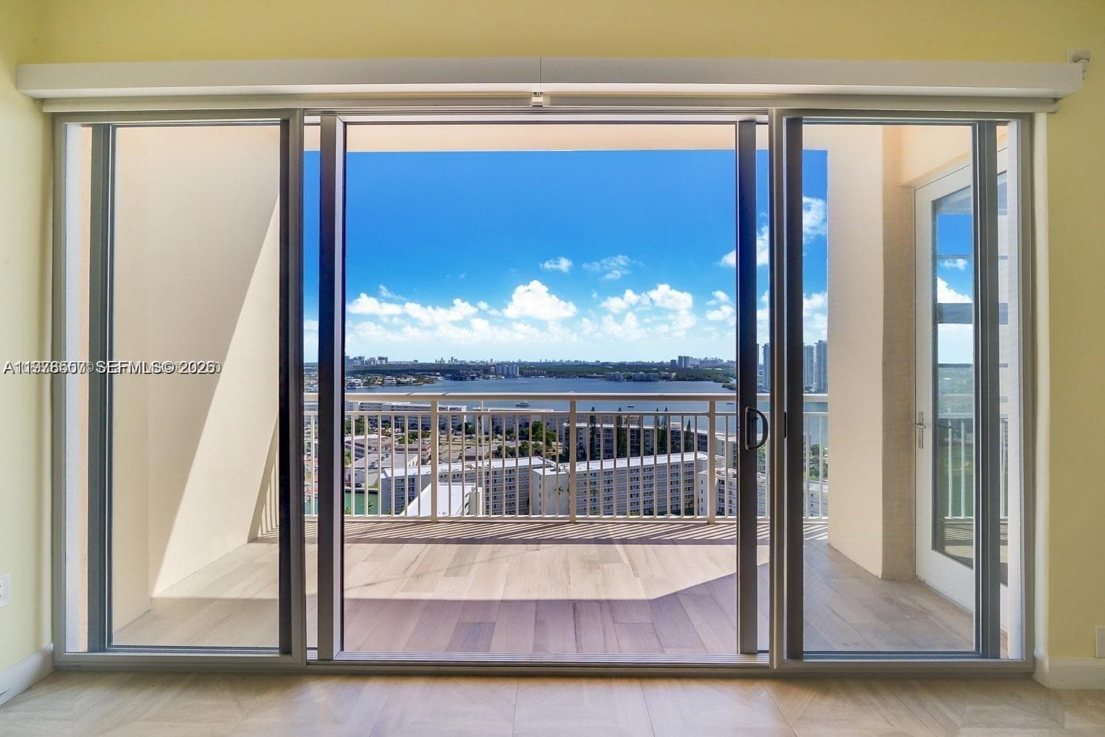 DEL PRADO MARINA · #PH01 in Aventura - Photo 2