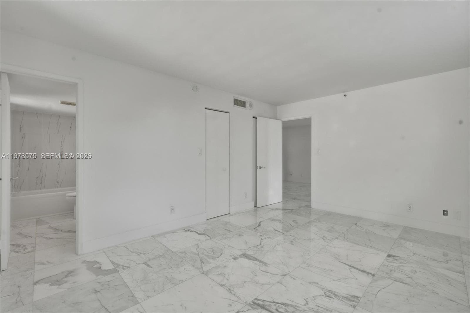 Vendome · #201 in Miami Beach - Photo 10