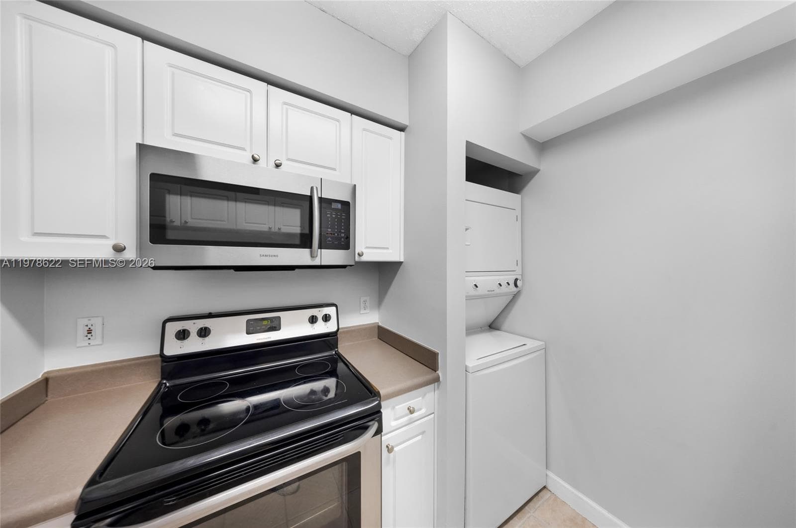 Porto Bellagio · #3301 in Sunny Isles Beach - Photo 2