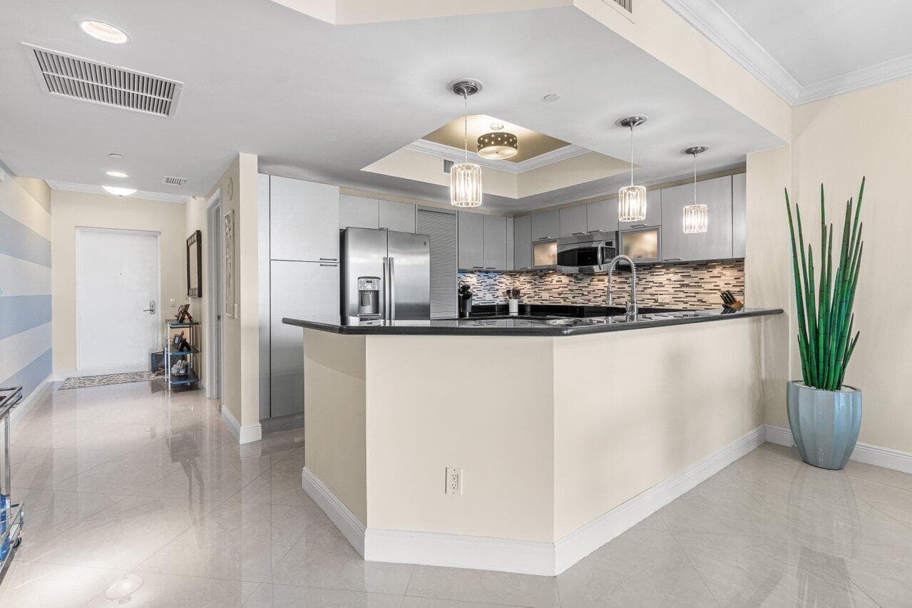 Open Kitchen