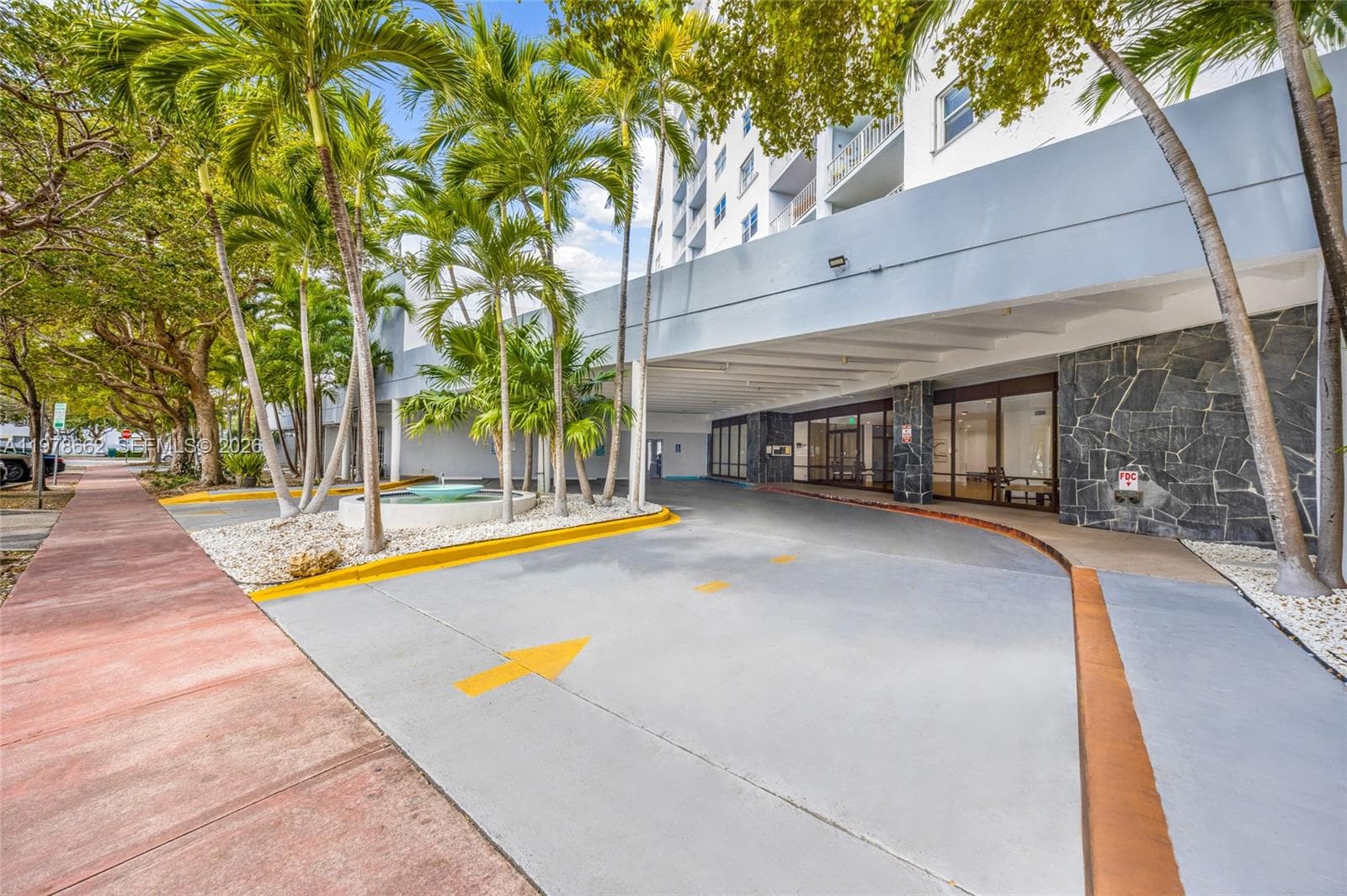 Stanton House · #7E in Miami Beach - Photo 3
