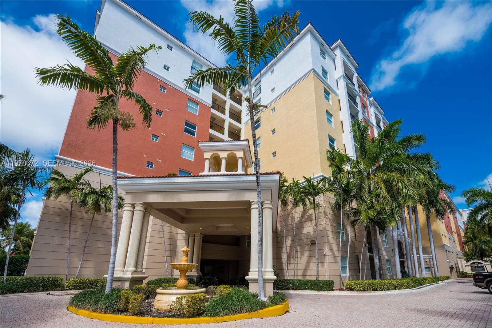 Porto Bellagio · #1414 in Sunny Isles Beach - Photo 32
