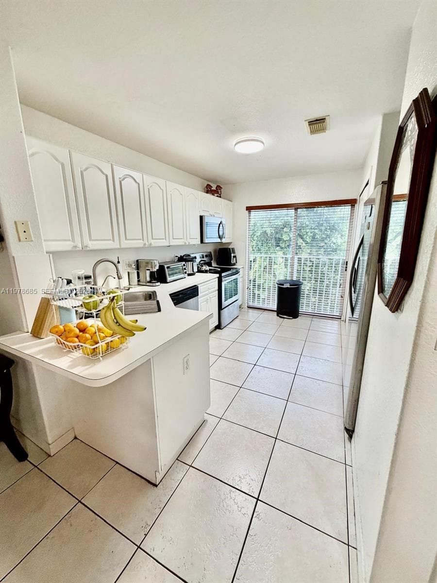 DORAL GRAND CONDO · #76 in Doral - Photo 14