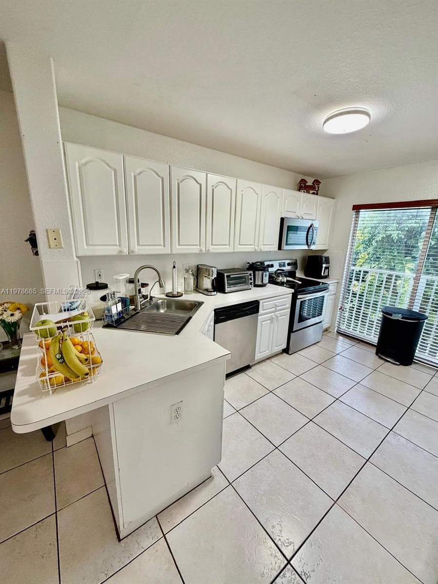 DORAL GRAND CONDO · #76 in Doral - Photo 18