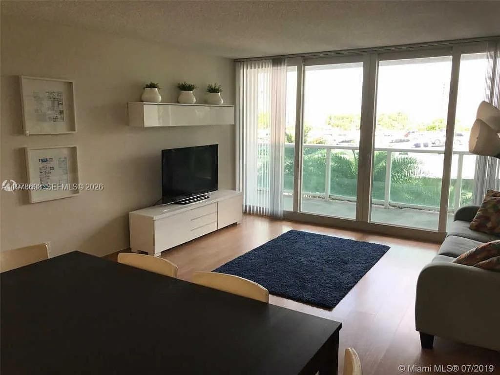 ARLEN HOUSE · #302 in Sunny Isles Beach - Photo 4