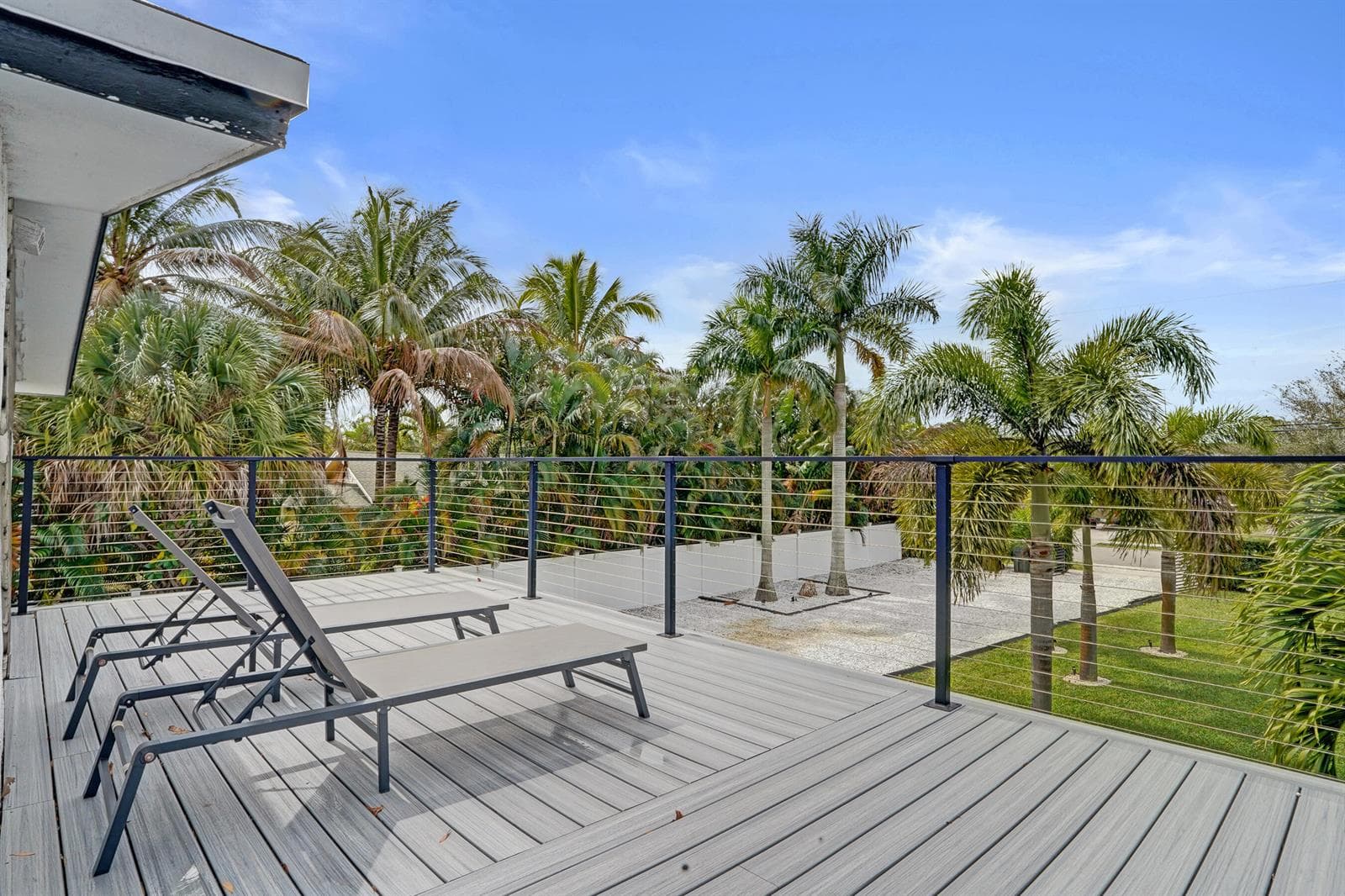 Deck View