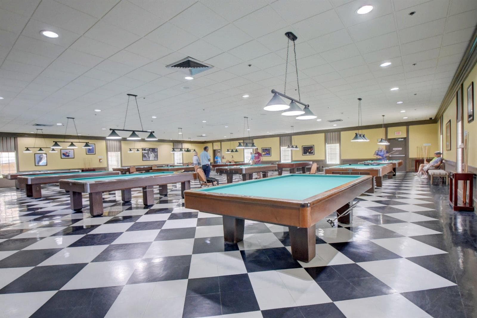 47-web-or-mls-47-print-Kings Point (38)