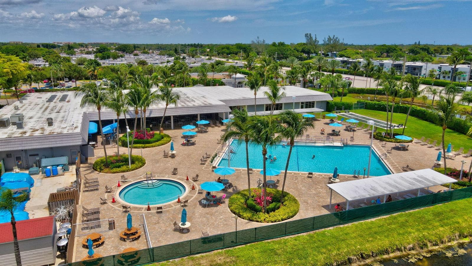 74-web-or-mls-74-print-Kings Point (15)