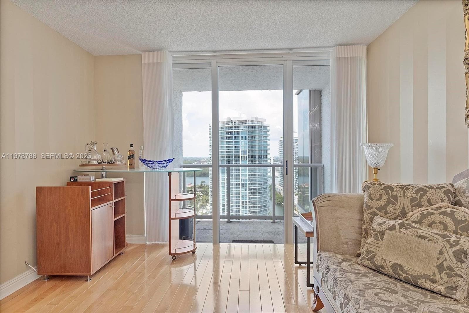 Oceania II · #2328 in Sunny Isles Beach - Photo 27