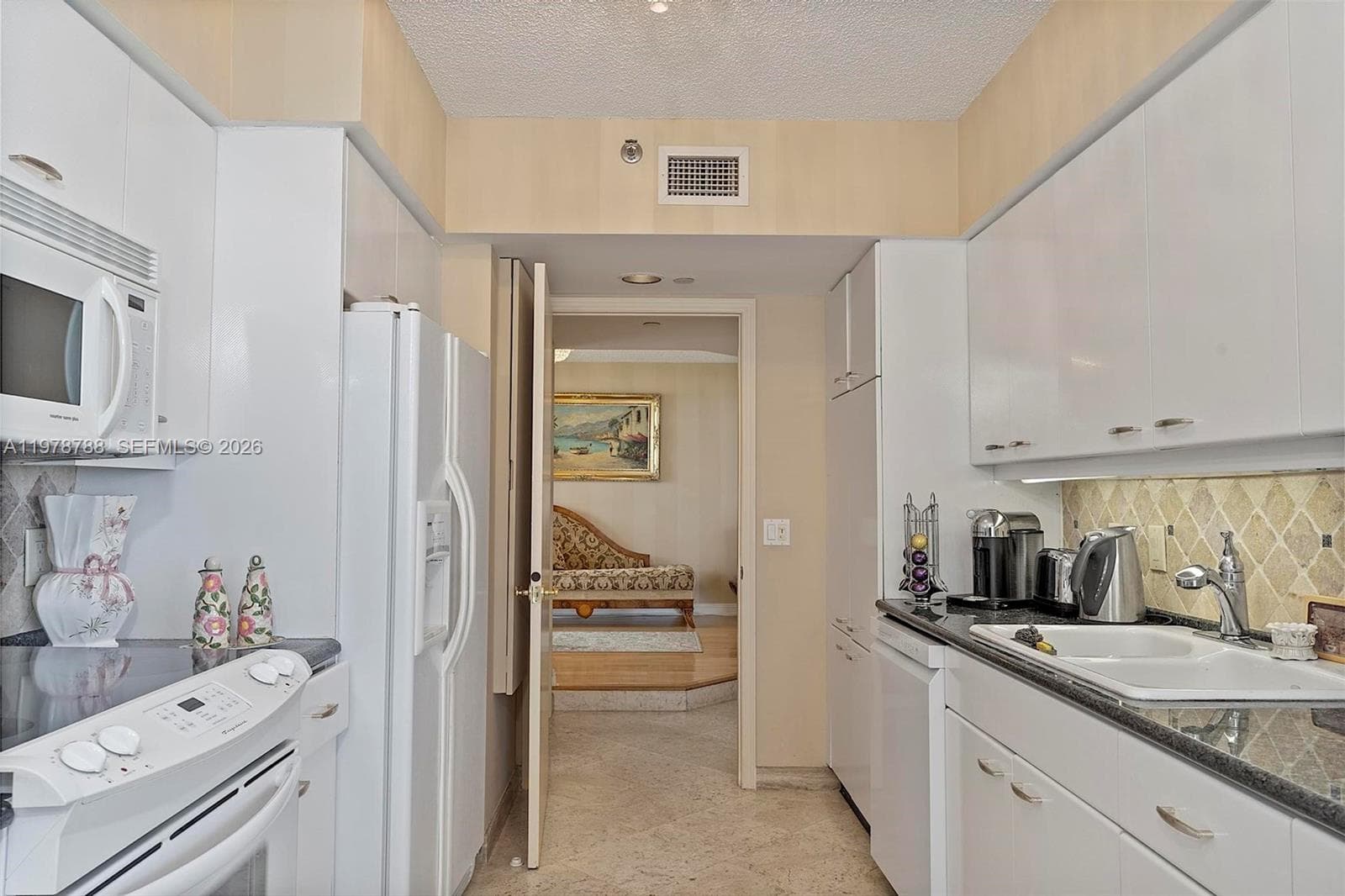 Oceania II · #2328 in Sunny Isles Beach - Photo 22