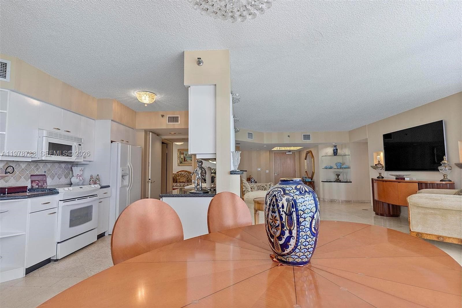 Oceania II · #2328 in Sunny Isles Beach - Photo 20