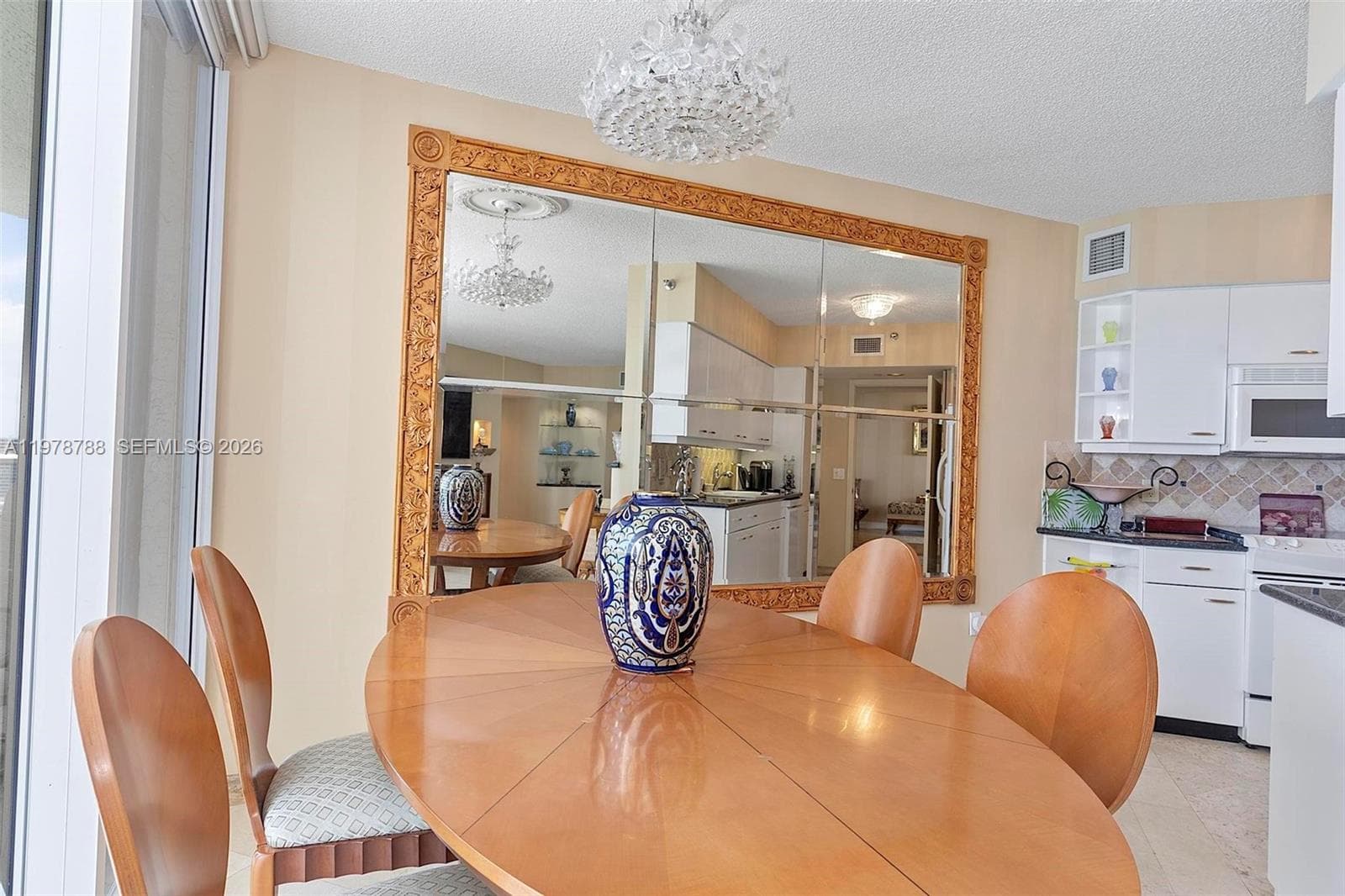 Oceania II · #2328 in Sunny Isles Beach - Photo 19