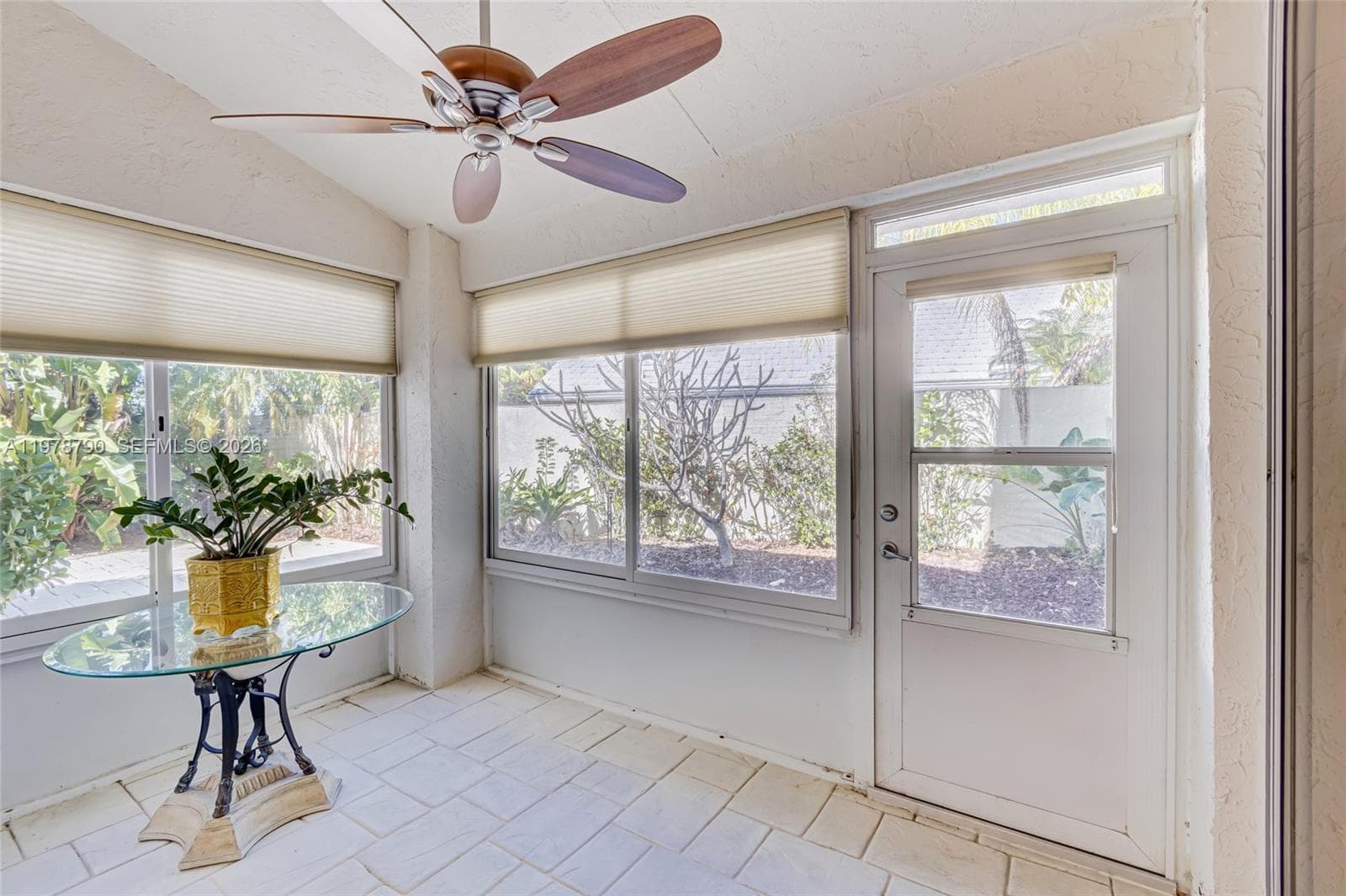 30 Windsor Lane photo 12