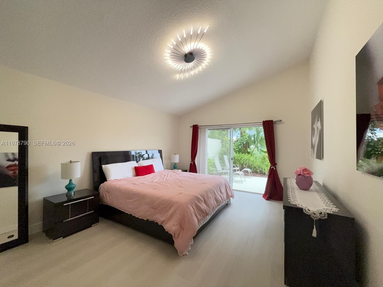30 Windsor Lane photo 44