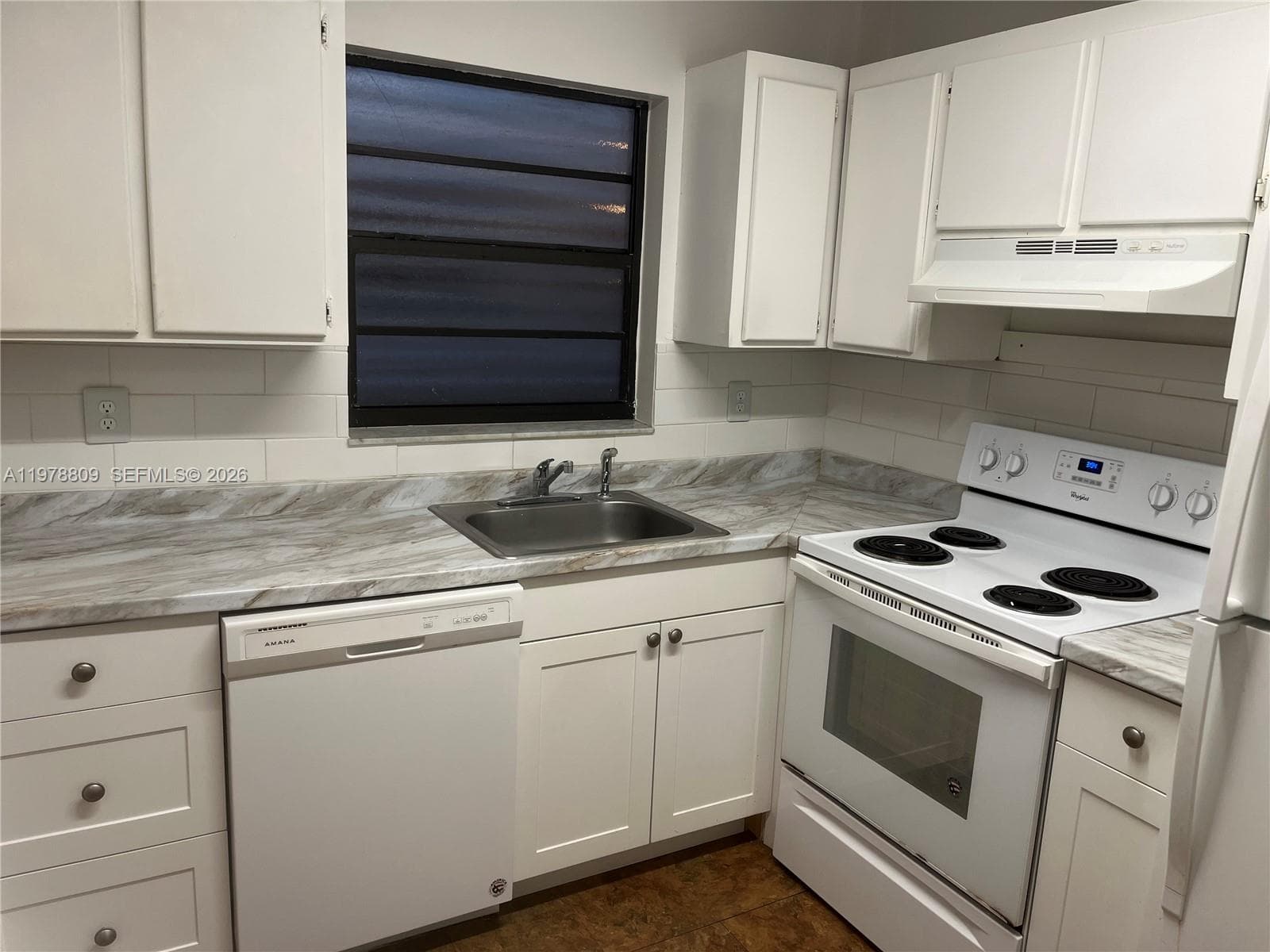LINCOLN WEST GARDENS COND · #310 in Miami Beach - Photo 13