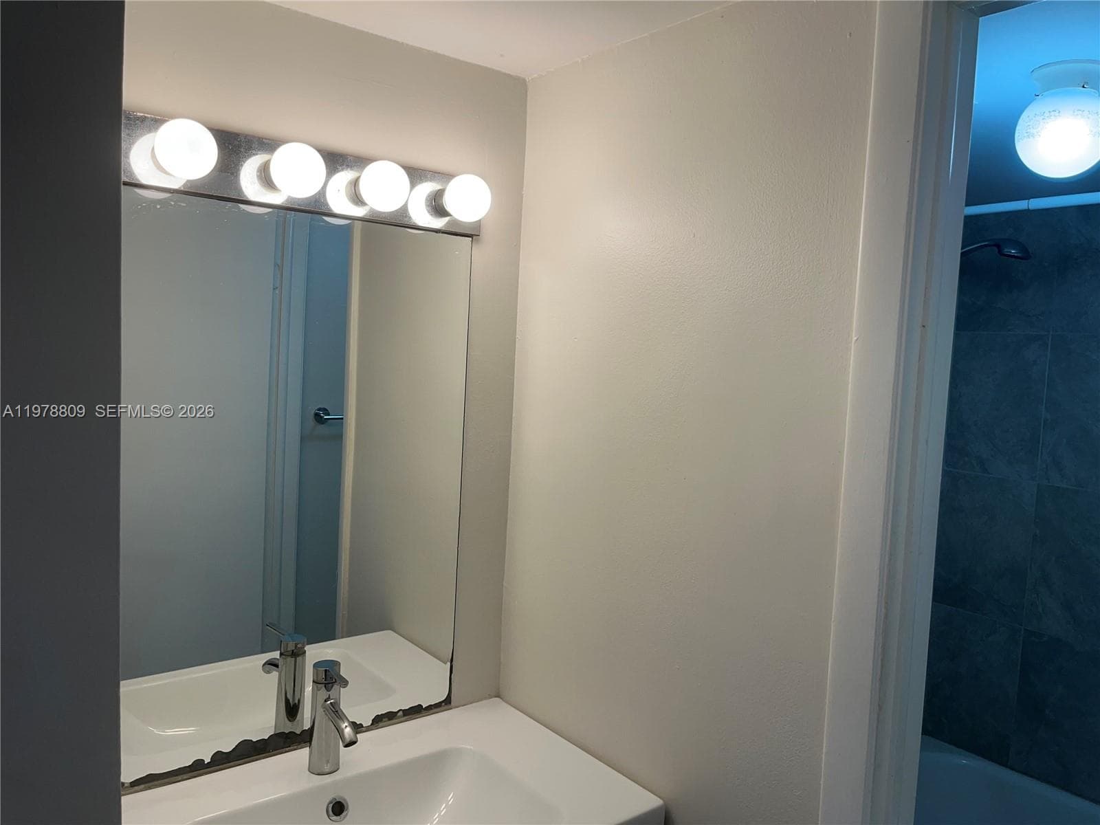 LINCOLN WEST GARDENS COND · #310 in Miami Beach - Photo 20