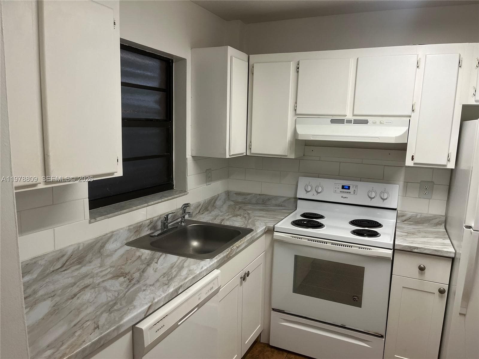 LINCOLN WEST GARDENS COND · #310 in Miami Beach - Photo 11