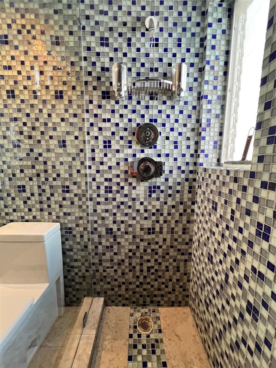 Golden House Condo · #705 in Miami Beach - Photo 13