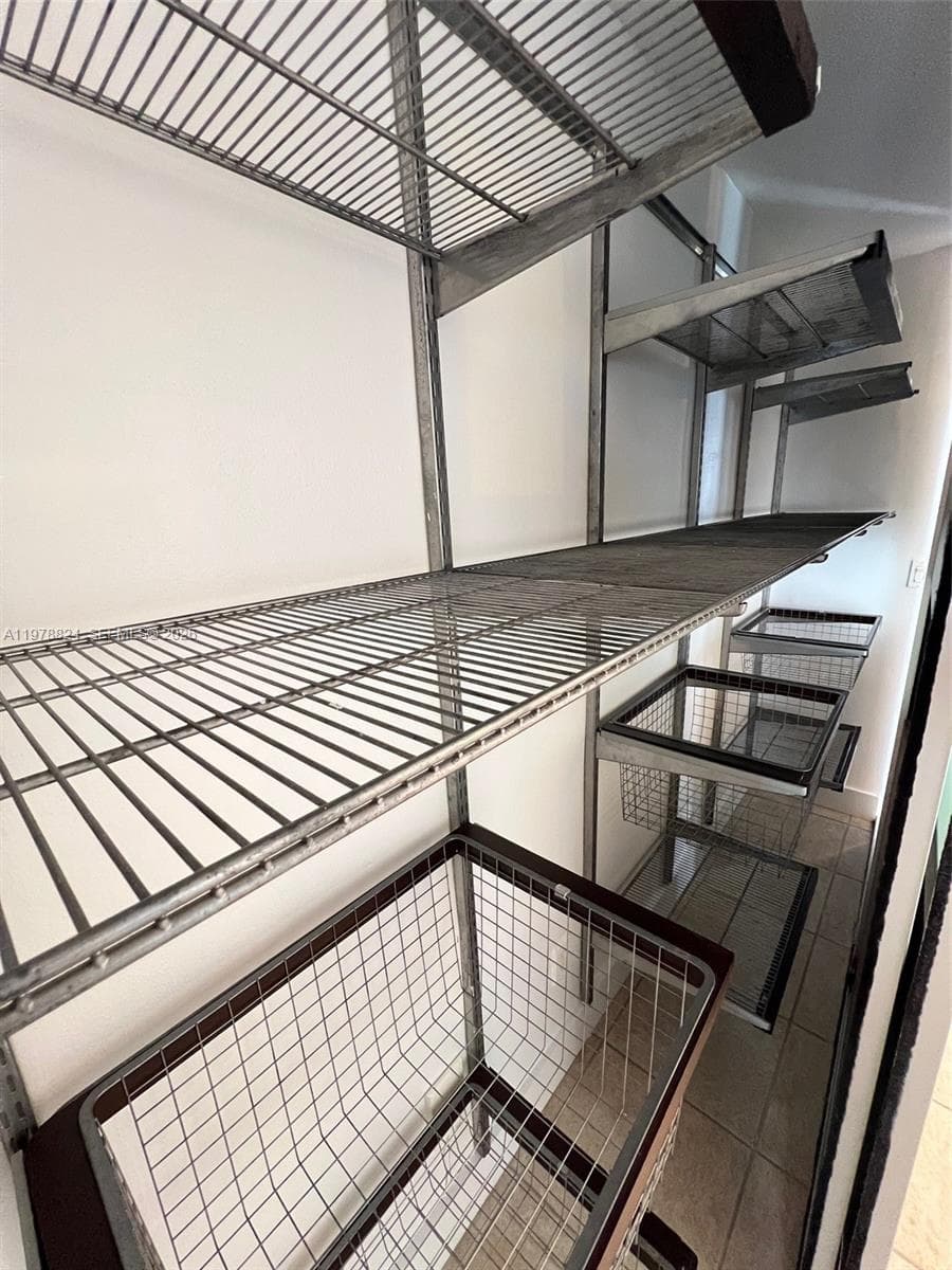 Golden House Condo · #705 in Miami Beach - Photo 15