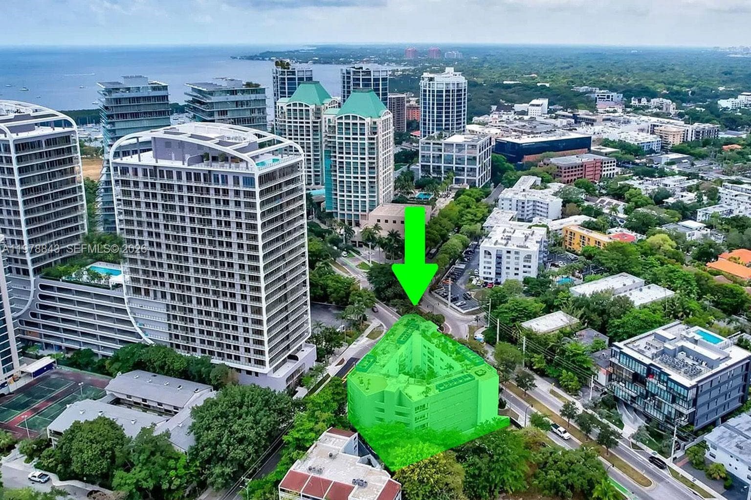 THE GROVE CLUB CONDO · #14 in Miami - Photo 2