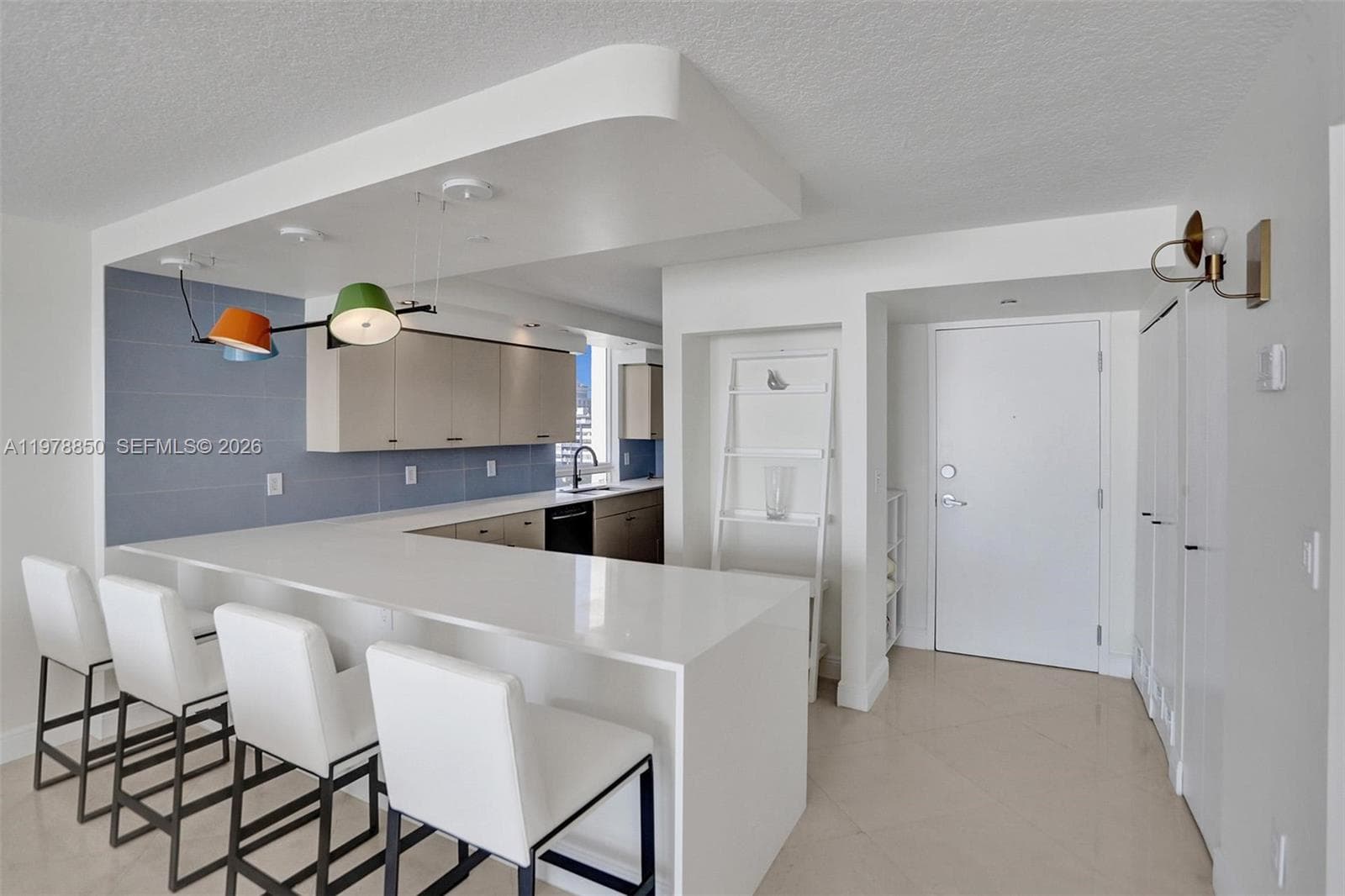 THE COLLINS CONDO · #915 in Miami Beach - Photo 5