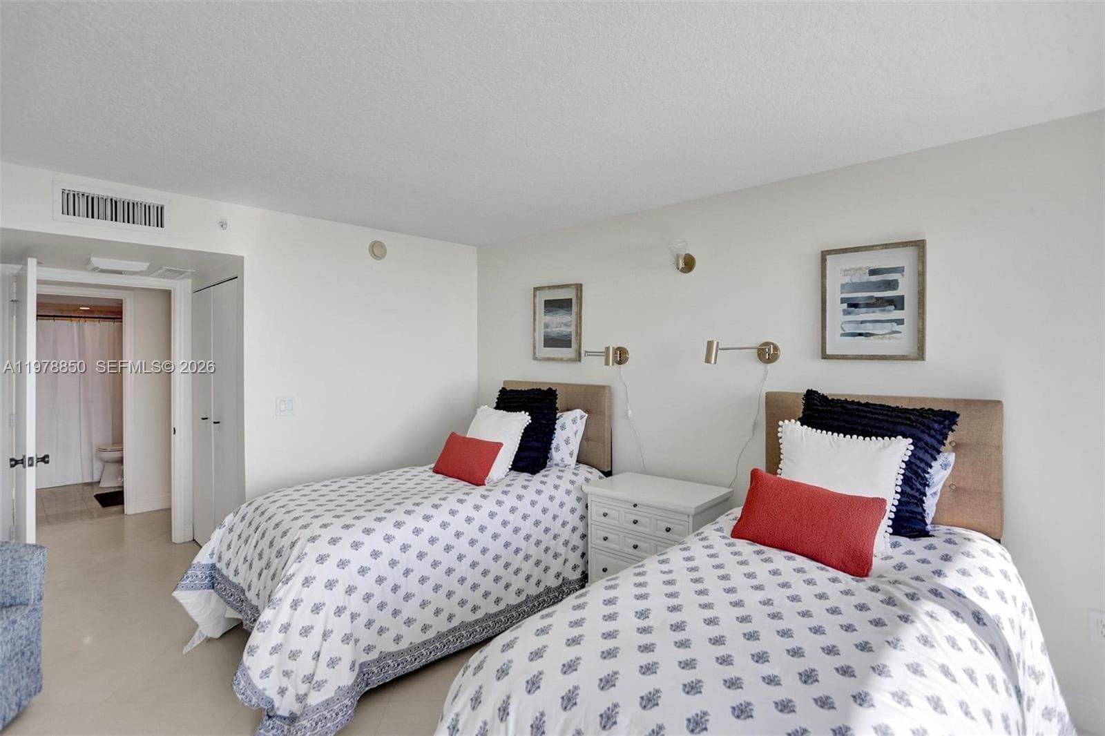 THE COLLINS CONDO · #915 in Miami Beach - Photo 15