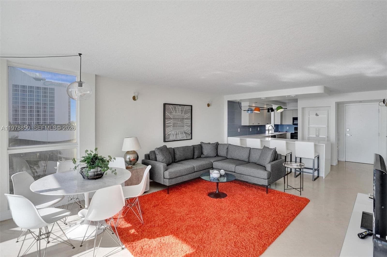 THE COLLINS CONDO · #915 in Miami Beach - Photo 4