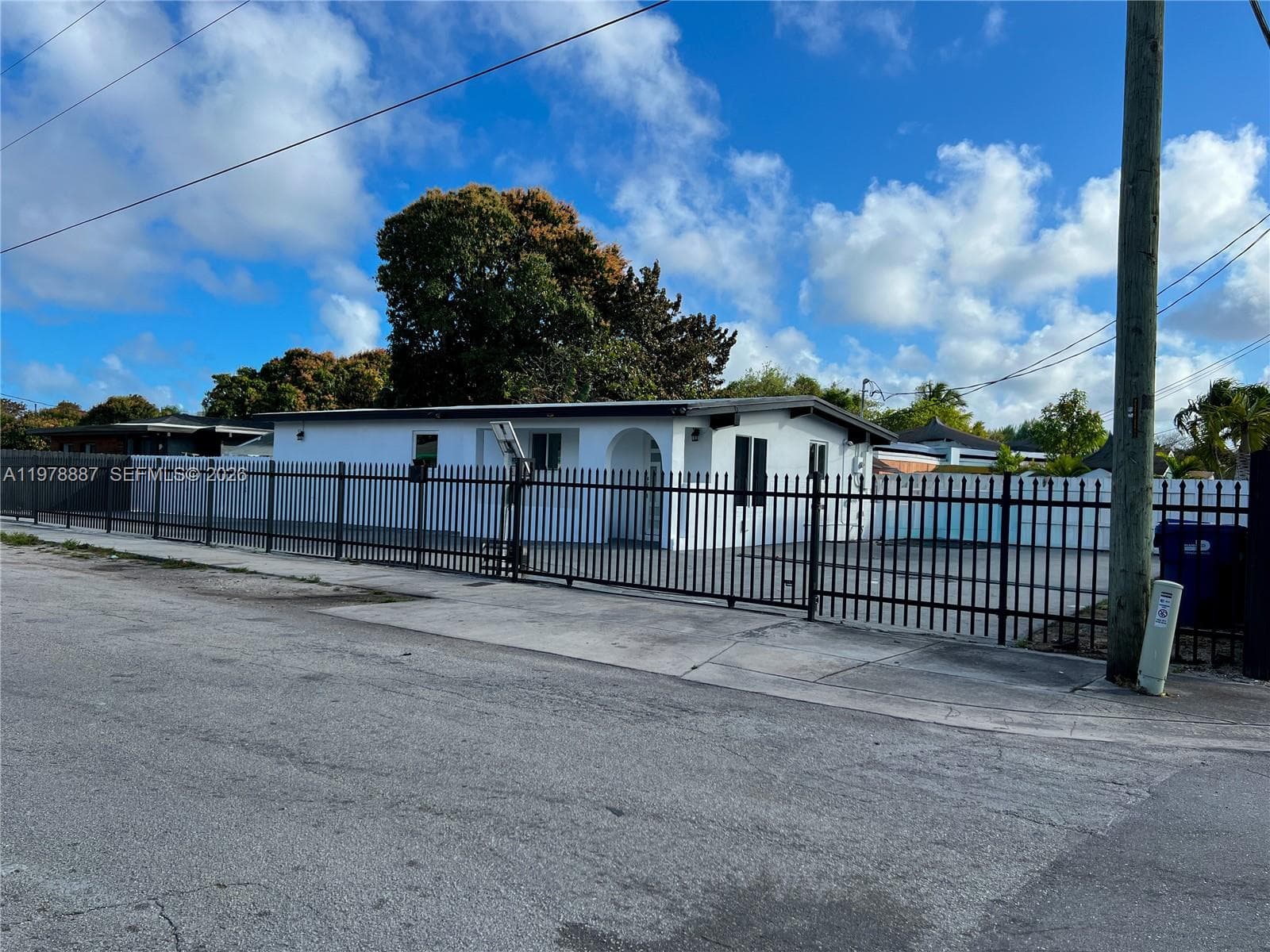 10090 W Fern St photo 2