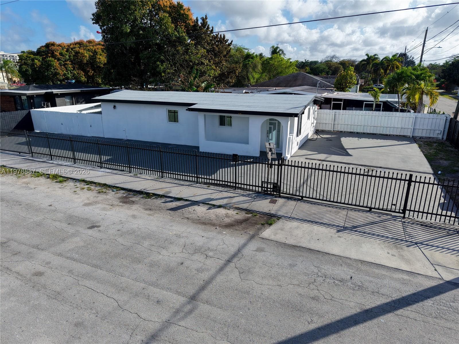 10090 W Fern St photo 1