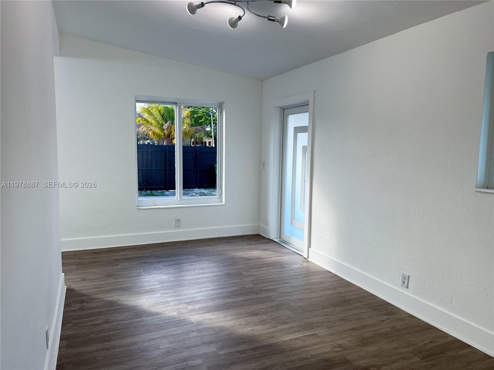 10090 W Fern St photo 5