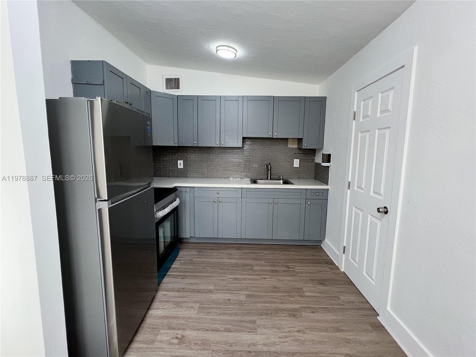 10090 W Fern St photo 14