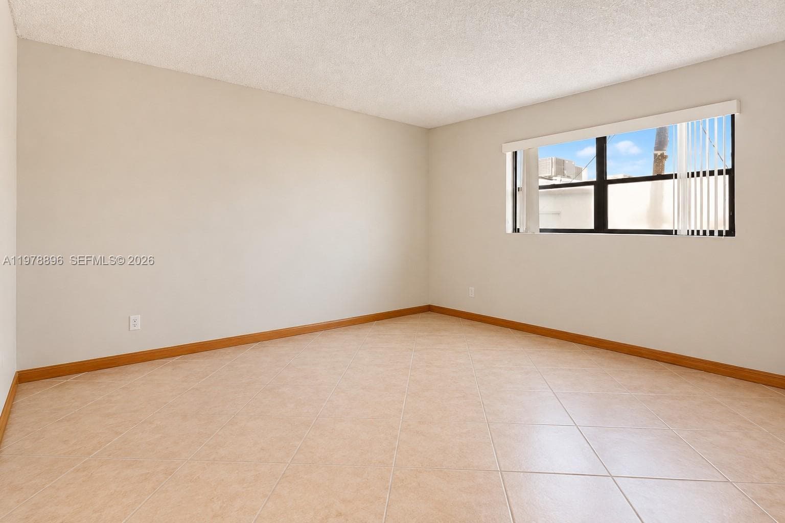 PARKVIEW PLAZA CONDO · #217 in Miami Beach - Photo 18