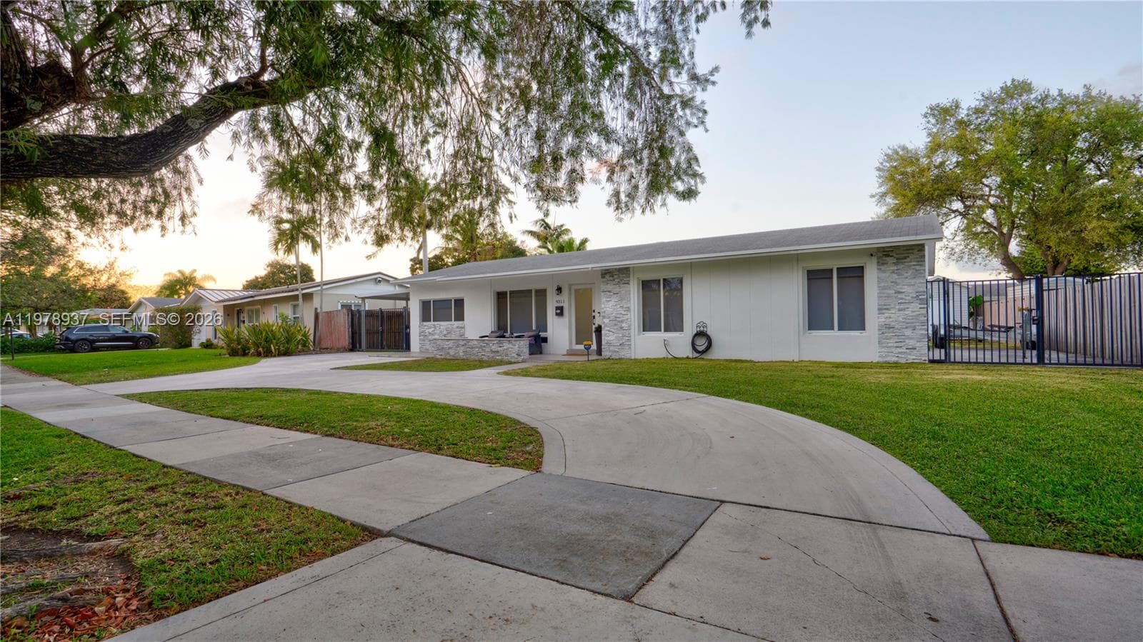 9311 Sterling Dr photo 22