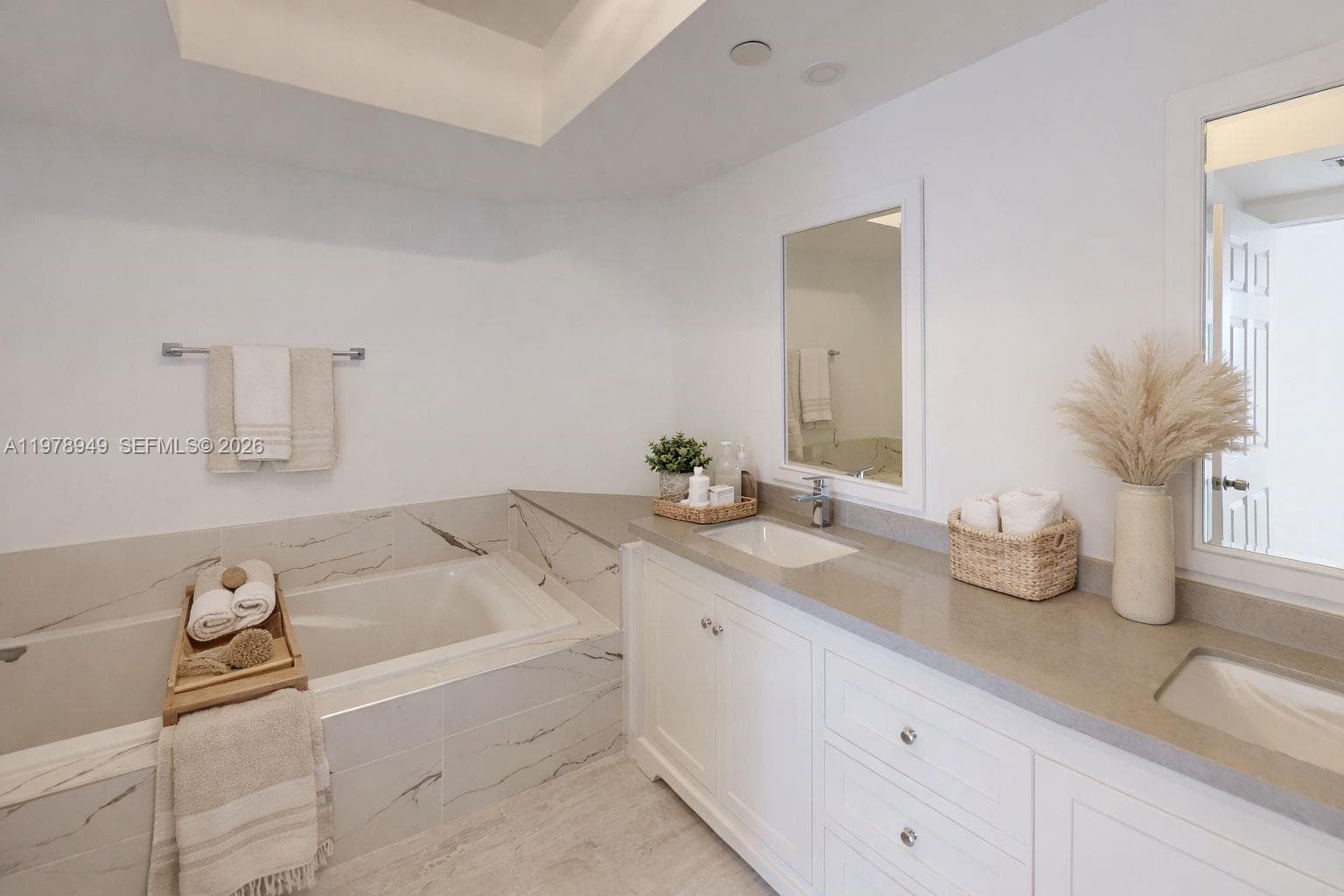 1000 ISL BLVD · #1812 in Aventura - Photo 9