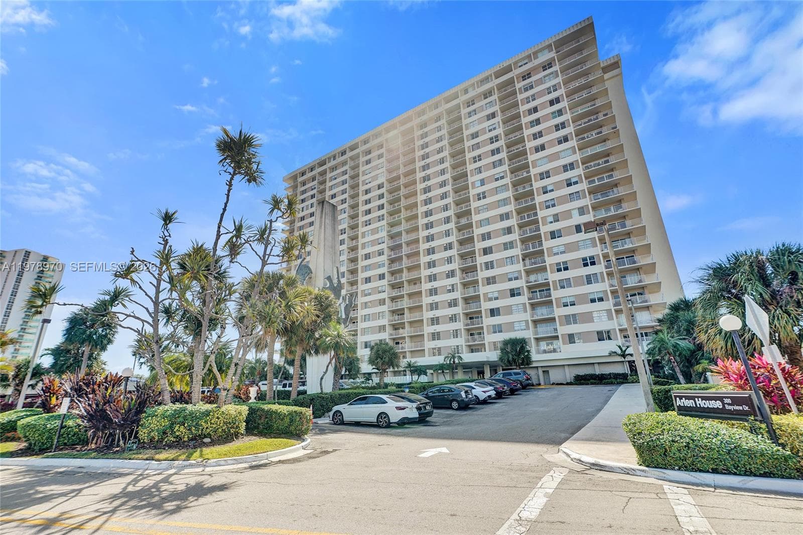 Arlen House Condo · #205 in Sunny Isles Beach - Photo 2